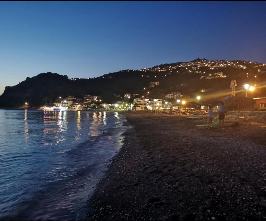 Markamar Loutraki  Exterior foto
